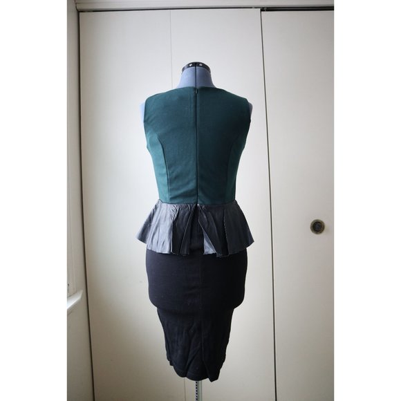 Lady Dutch Elegant Body Con Dress - Picture 4 of 8